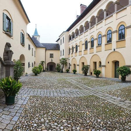 Fruhstuckshotel Scharinger Haag am Hausruck Екстериор снимка